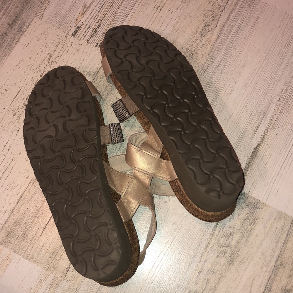 Elegant naot krista sandals beige and sparkly shoes size 38 naot footwear gold - Picture 7 of 8
